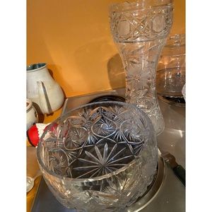 Crystal serving dish and vase